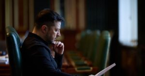 Російська супутникова розвідка — Зеленський попередив про дані для Ірану щодо баз США — Політика