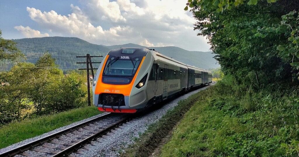 Війна в Україні — ЦПД пояснив, як РФ виправдовує атаки на потяги — Укрaїнa Війна в Україні — ЦПД пояснив, як РФ виправдовує атаки на потяги — Укрaїнa