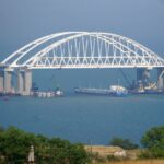 Українські Військові Уразили Ключові Катери Охорони Кримського Мосту: Важлива Перемога!