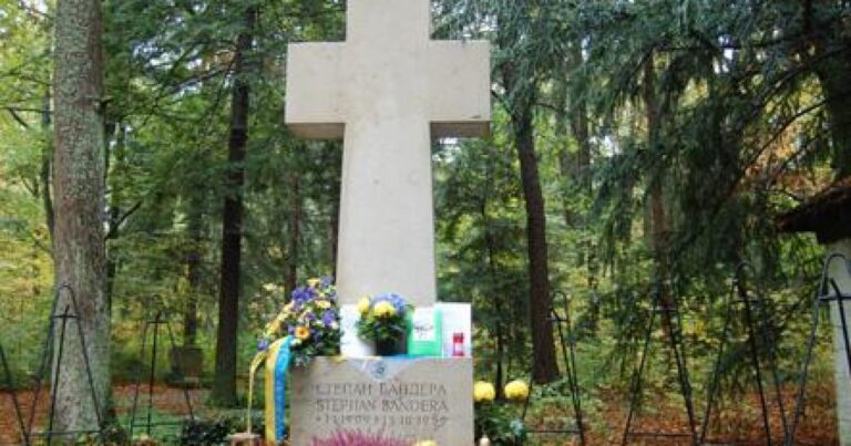 Умови перепоховання Степана Бандери в Україні: Пояснення з Мюнхена