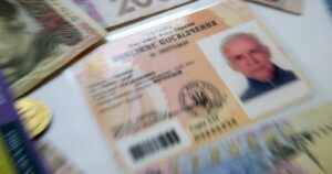 Пенсійні Доплати у Травні: Хто Отримає Додаткові Майже 600 Гривень? Дізнайтесь Деталі!
