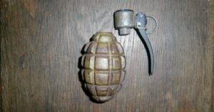 ВИБУХ ГРАНАТИ В ХАРКОВІ: ПЕРШІ ДЕТАЛІ НЕДІЛЬНОГО ІНЦИДЕНТУ БІЛЯ СУПЕРМАРКЕТУ