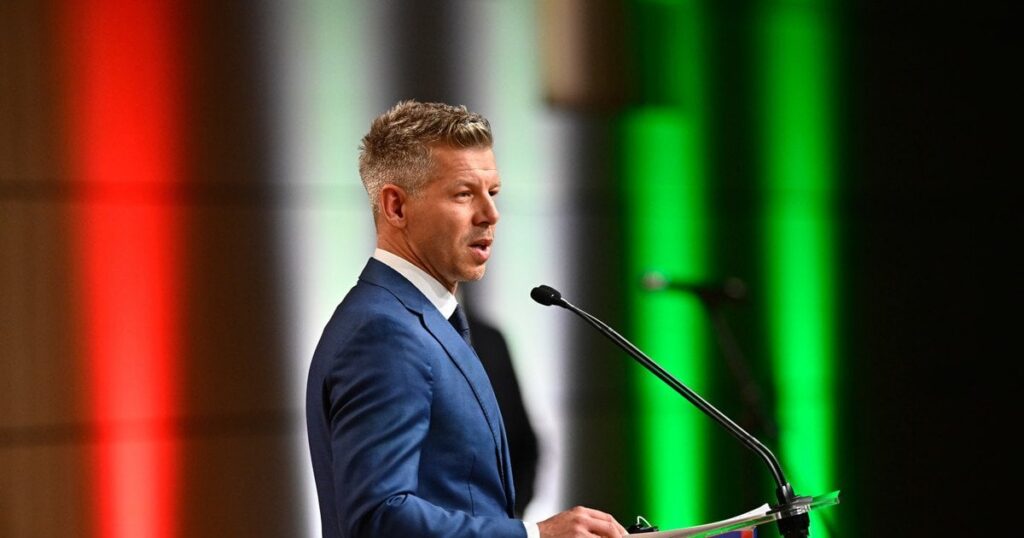 Мадяру доведеться піти на поступки Україні, аби отримати гроші від ЄС: деталі Рolitico