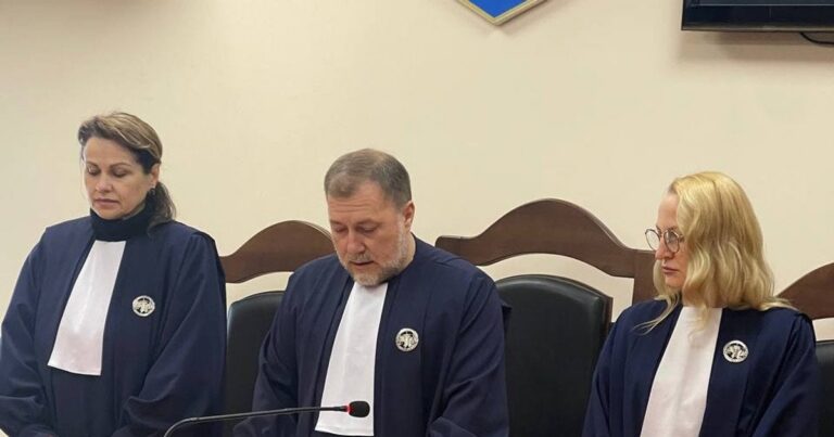 Ембріонний скандал на Дніпровщині: батьки відкликали позов, вдова отримає шанс на материнство