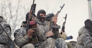 Армія Путіна "сиплеться" зсередини на ключовому напрямку: почалися масові самогубства та бійки