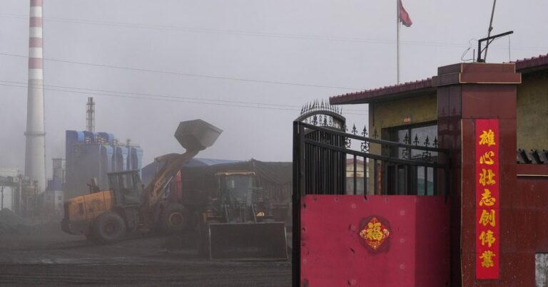 Китай побудував стратегічний острів для контролю торговельних шляхів