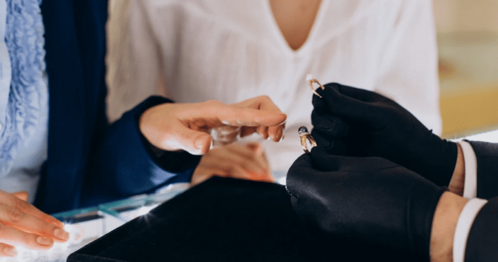 GOLDMART: 5 аргументів на користь купівлі ювелірних б/в виробів
                    
                Новини компаній