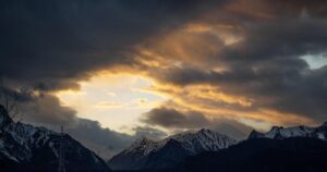 Моторошна загибель у горах: чоловік пролетів 200 метрів кам’янистим схилом