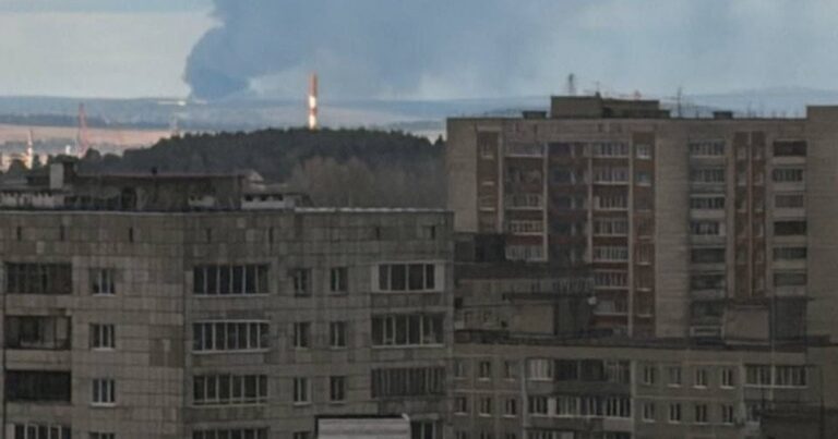 СБУ завдала нищівного удару по російській нафтогазовій інфраструктурі: деталі масштабної атаки дронів на Пермь