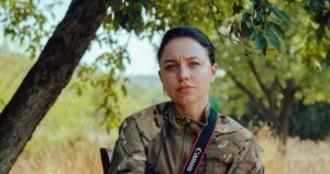 Небесна Квітка: Життя та Героїчна Загибель Лейтенантки Вікторії Бобрової, Зірки Кіно і Фронту