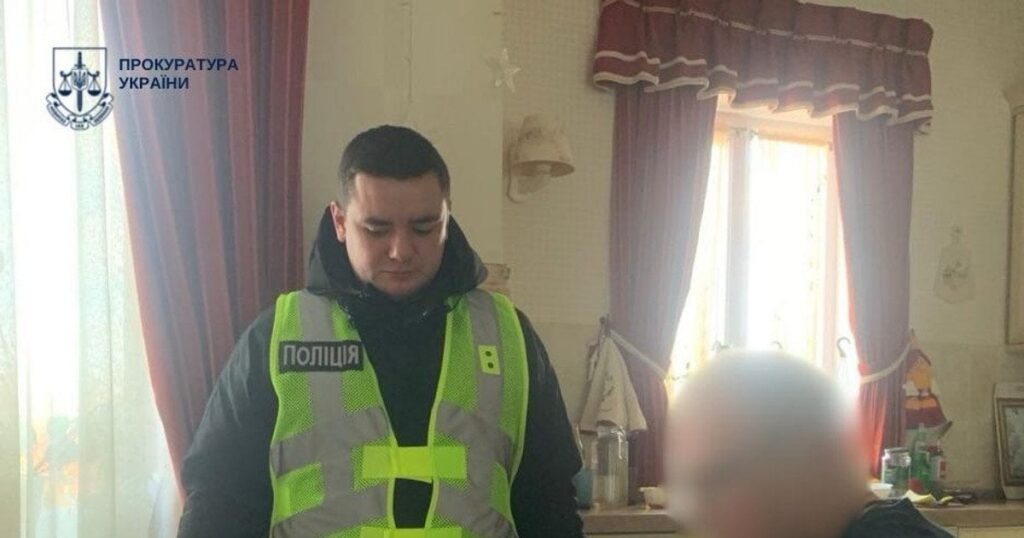 Лікар-отоларинголог у Києві — після планової операції пацієнт частково осліп — Укрaїнa