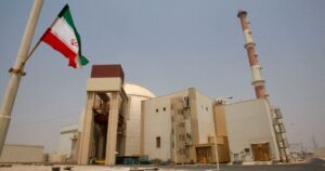 Щит з людей від бомбардувань США: як Іран захищатиме електростанції