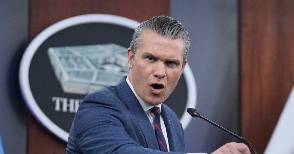 Війна в Ірані — Гегсет пояснив, як США змусили Тегеран сісти за стіл переговорів — Політика Війна в Ірані — Гегсет пояснив, як США змусили Тегеран сісти за стіл переговорів — Політика