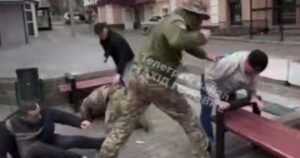 Напад підлітків на співробітників ТЦК у Луцьку: подробиці інциденту