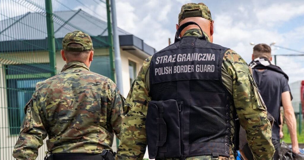 З Польщі до України депортували чоловіка — Світ