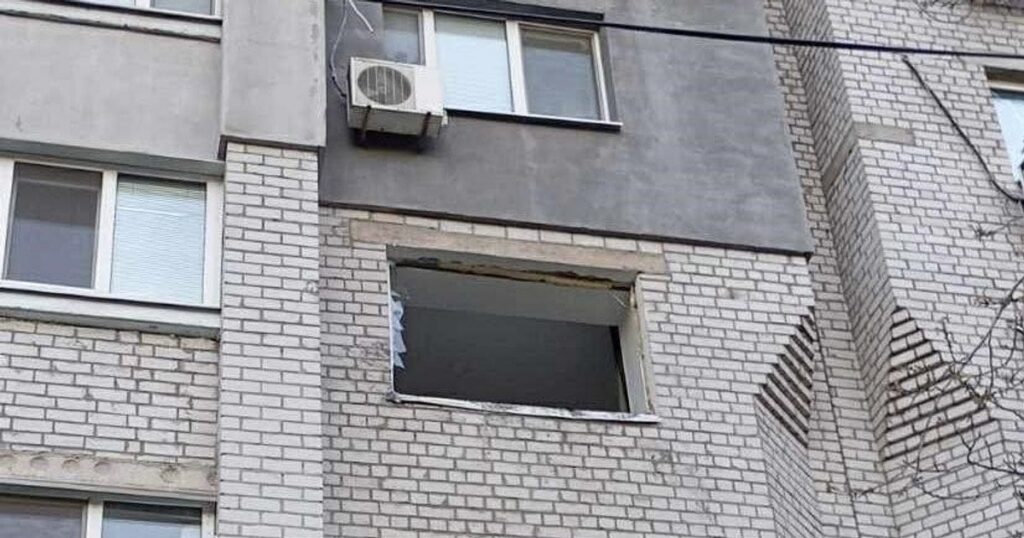 Атака на Дніпро — Шахед влетів у вікно квартири, але сталося неймовірне — Укрaїнa