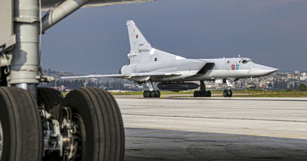 Вибухи на аеродромах в Криму — майже щоночі: чому росіяни не виводять свою авіацію — Плетенчук