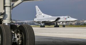 Вибухи на аеродромах в Криму — майже щоночі: чому росіяни не виводять свою авіацію — Плетенчук