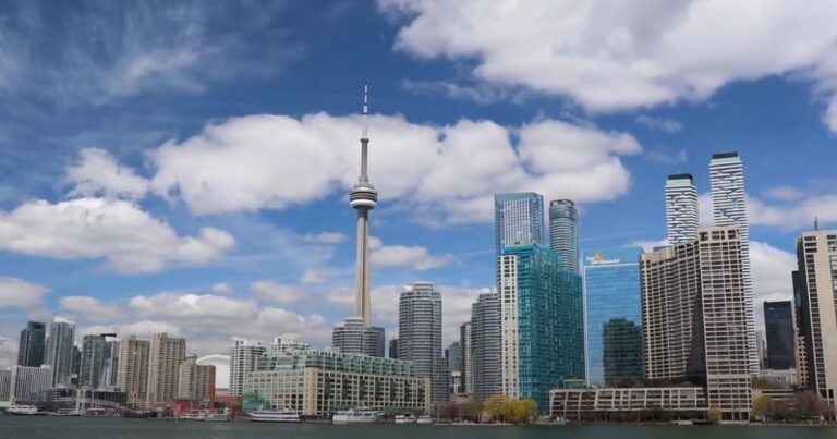 Канада: Різкі Зміни у Медичній Допомозі для Біженців – Що Чекає Українців з 1 Травня?