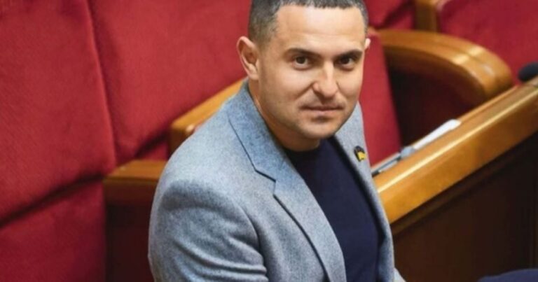 Депутат від “Слуги народу” Куницький задекларував квартиру в Канаді