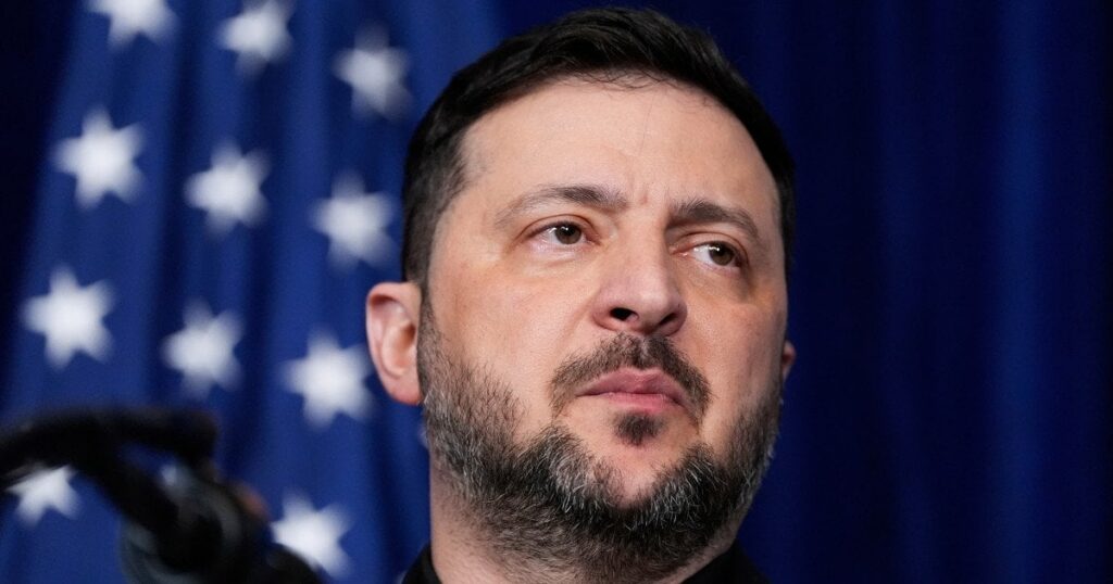 Зеленський жорстко відповів на заяви Венса про припинення допомоги Україні — подробиці