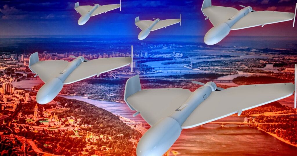 Росія зрання атакувала великий обласний центр України: почались пожежі (фото, відео)