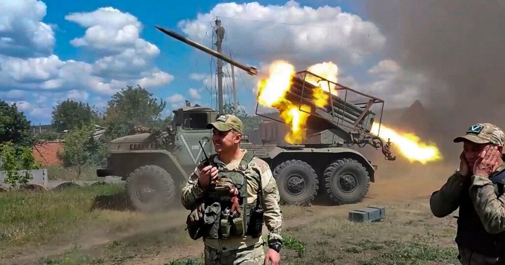 Росіяни просунулися на Харківщині та Донеччині: де саме — дані DeepState Росіяни просунулися на Харківщині та Донеччині: де саме — дані DeepState