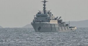 Китайські кораблі біля Тайваню - Тайбей направив флот і авіацію для спостереження — Світ