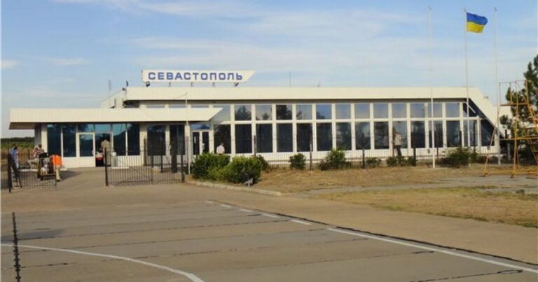 Нічна Атака На Крим: “Добрі Дрони” Завдали Удару По Аеродромах, Лунали Могутні Вибухи