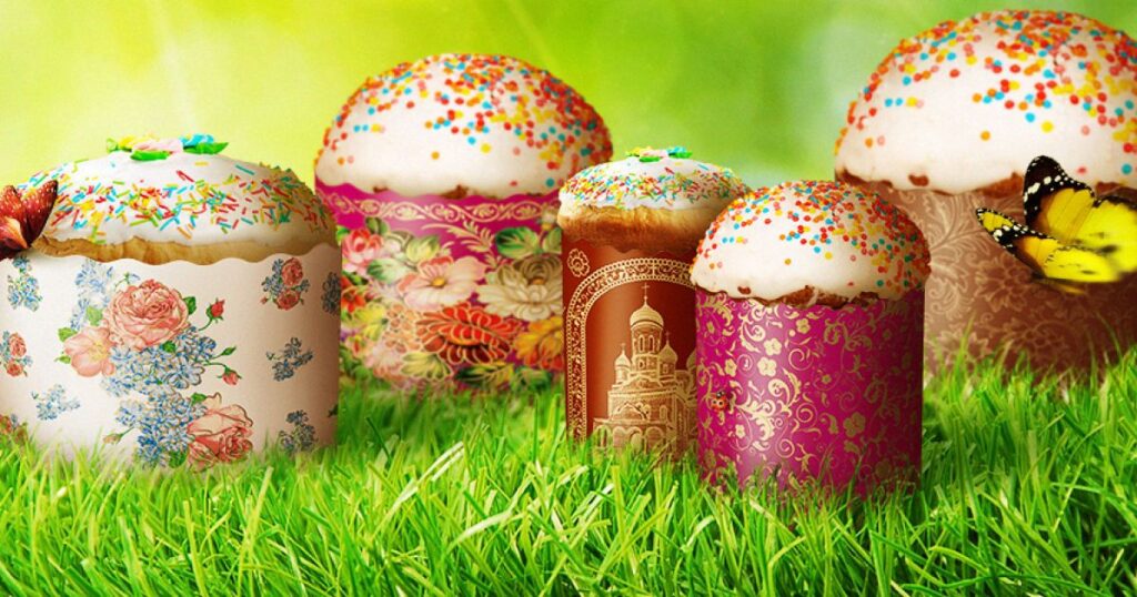 Як приготувати паску в паперовій формі, чи потрібно змащувати її маслом перед випіканням — Укрaїнa