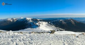 Снігопад та Мороз -10°C на Говерлі: Карпати Зустрічають Квітневий Сніг!