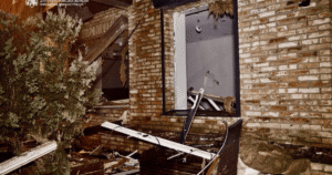 Атака на Дніпро 16 квітня – після нічного удару є загиблі та десятки поранених — Укрaїнa