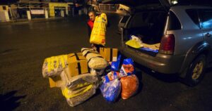 Атака на Туапсе в Росії - через пожежу на НПЗ людей масово евакуюють — Світ