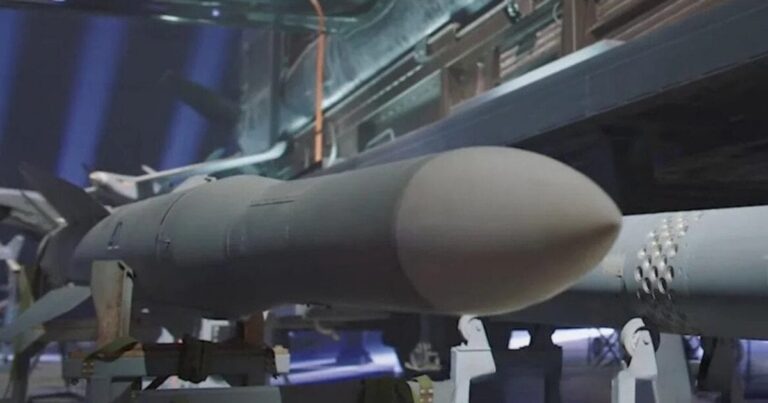 Україна представила нову зенітну ракету “Корал” дальність 100 км