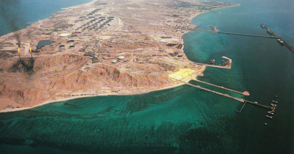 Удар по острову Харг в Ірані — перші деталі та відео — Світ Удар по острову Харг в Ірані — перші деталі та відео — Світ