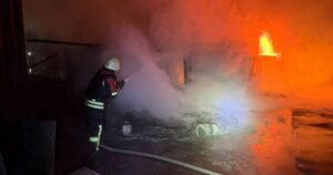 Масована атака дронів на Одещину: пожежі на заповідних територіях та значні руйнування