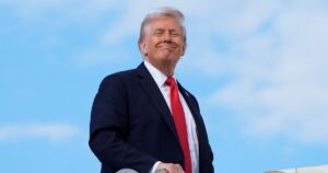 Протока Трампа: Історичний Поворот чи Політична Гра? Як Ормузька Протока Стала “Strait of Trump”