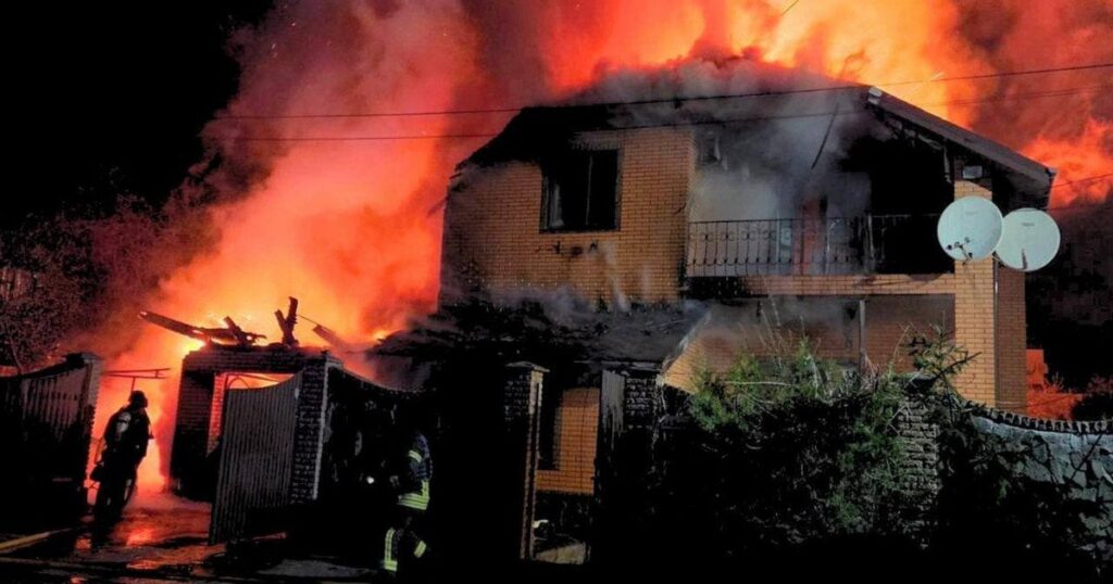 Атака на Київщину: у Броварському районі поранено людину, сталася пожежа — Київ