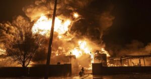 ГУЧНІ ВИБУХИ ТА ПОЖЕЖА В ТАГАНРОЗІ: УКРАЇНА ЗАДАЛА ТОЧНОГО УДАРУ ПО ЗАВОДУ ДРОНІВ!