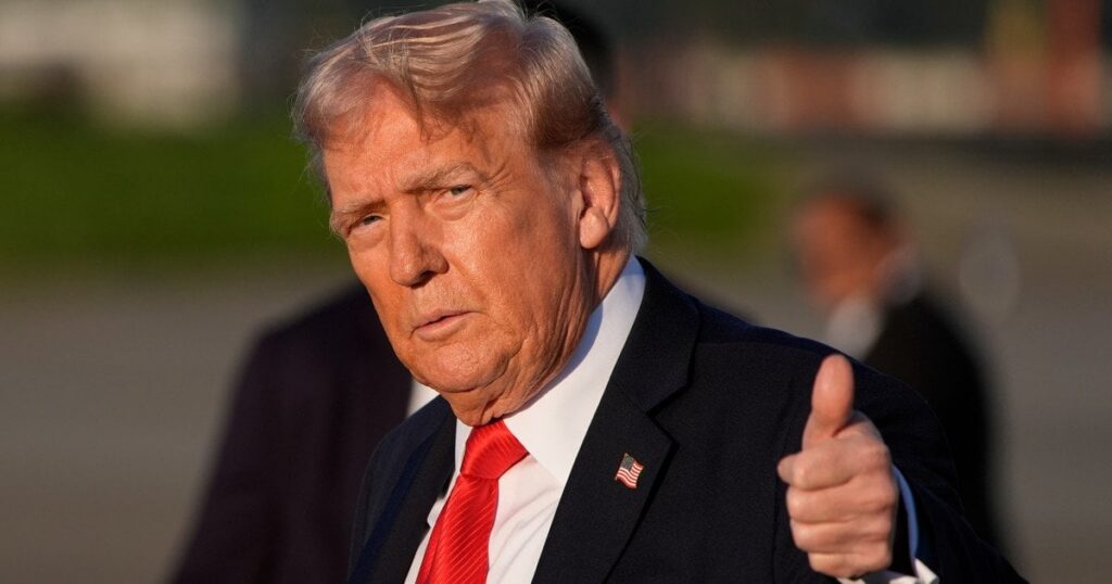 Трамп заявив, що сьогоднішня ніч стане «найважливішим моментом» у світовій історії — Політика