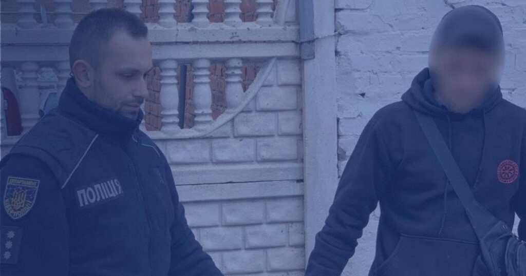 Сексуальне насильство: вітчима звинуватили в розбещенні падчерки — Укрaїнa