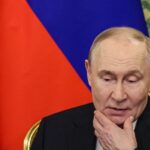 Війна Росії проти України: Чи руйнує вона плани Путіна на “велику державу” і саму Росію?