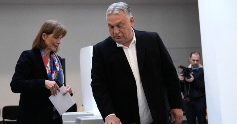 Виборчий день в Угорщині: вирішується майбутнє країни