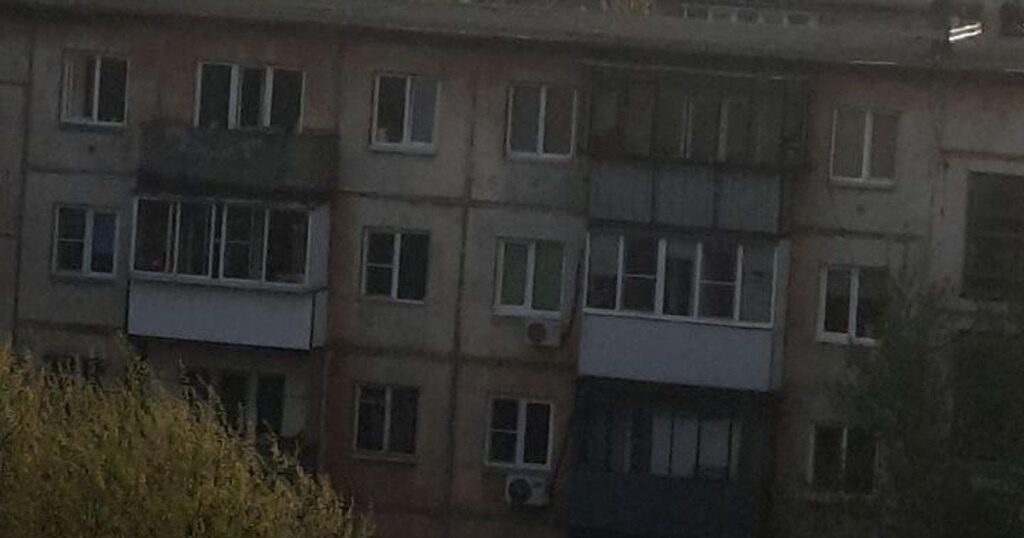 Атака дронів на Уралі — у Єкатеринбурзі й Челябінську повідомляють про вибухи — Укрaїнa