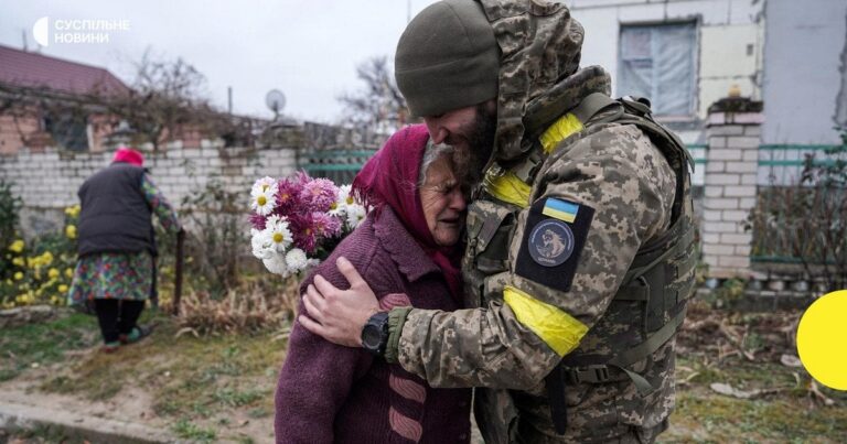 Українці за Сильну Армію: Єдина Система, Але Без Політичного Впливу — Результати Опитування