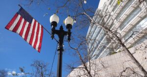 Ціни на нафту зростатимуть - у США прогнозують пік у найближчі тижні — Світ