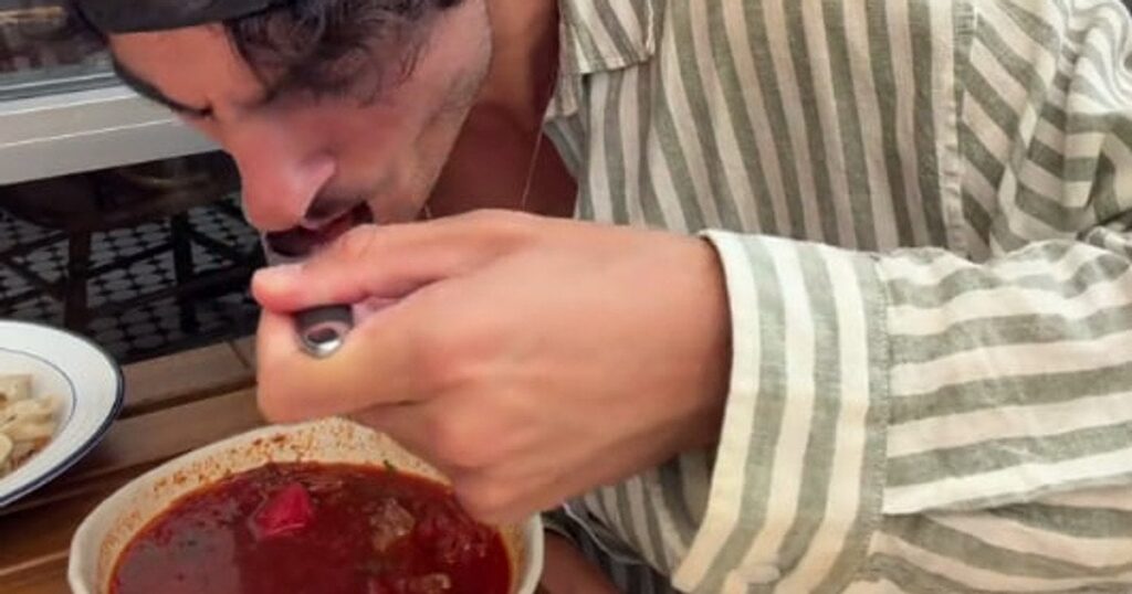 Квас, голубці та сирники підкорили блогера зі США: реакція, що розлетілася Мережею