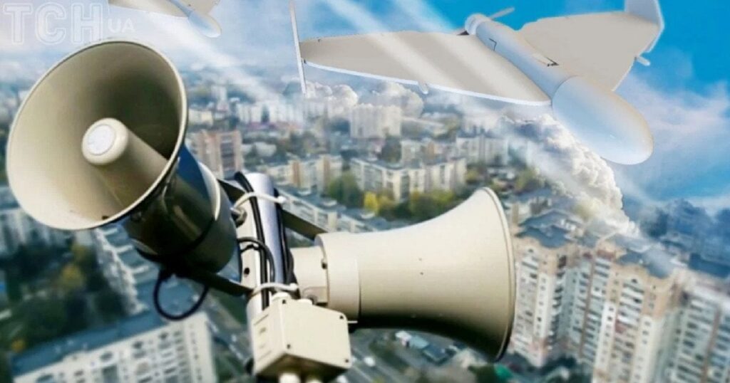 Ворог атакував Запоріжжя - наслідки обстрілу та ситуація в місті, відео — Укрaїнa