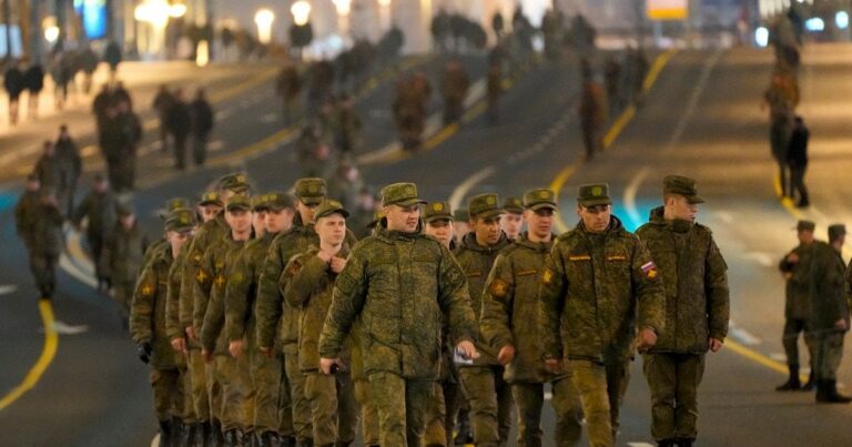 Росія розширює підстави для введення військ за кордон