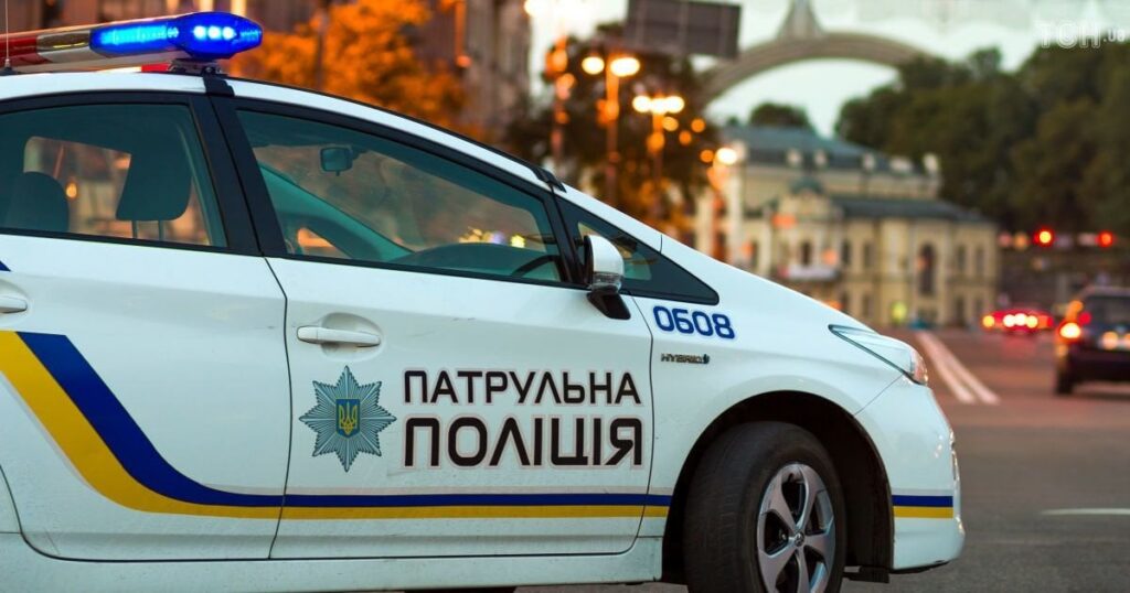 Підозрілий предмет у гімназії Києва: що відбувається на Осокорках